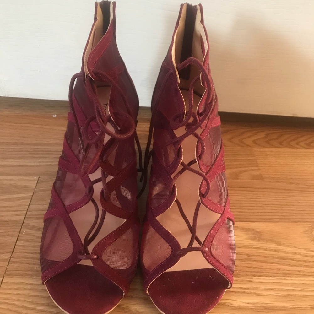 Wide Width Red Wedges